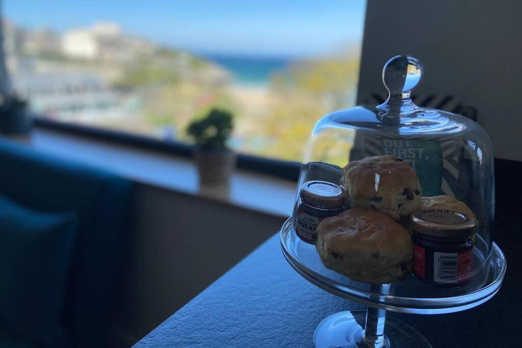 Spacious 1 Bedroom Apartment With Sea Views Ньюки Экстерьер фото